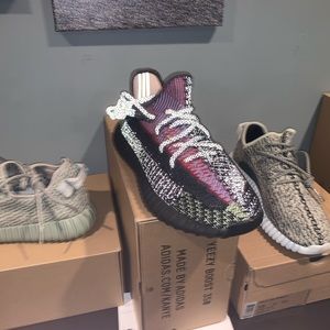 Yeezy Yecheil reflective  size 10